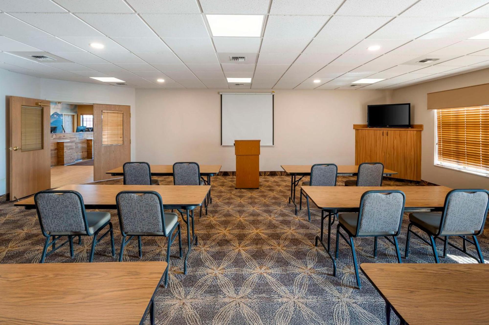 Best Western Yellowstone Crossing Laurel Екстериор снимка