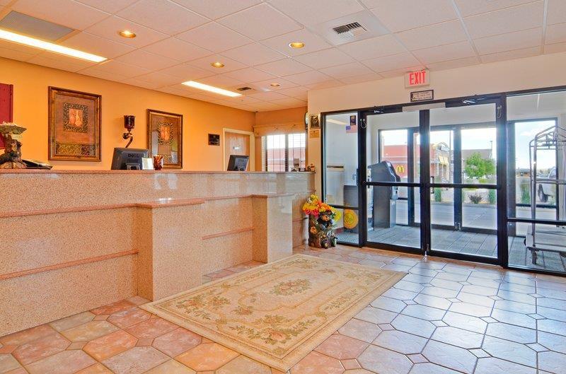 Best Western Yellowstone Crossing Laurel Интериор снимка
