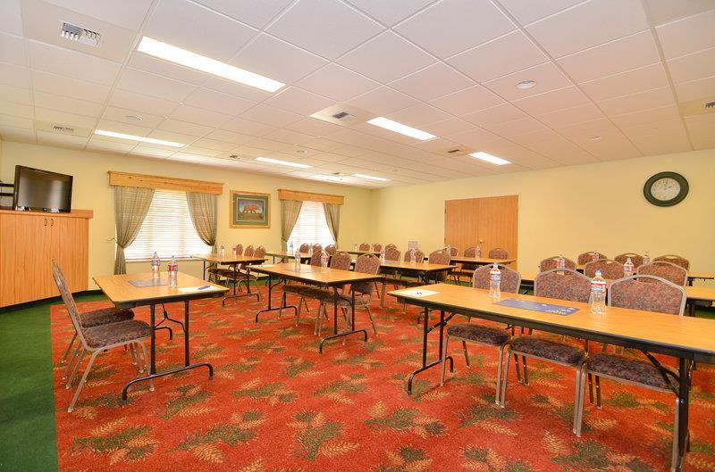 Best Western Yellowstone Crossing Laurel Бизнес снимка